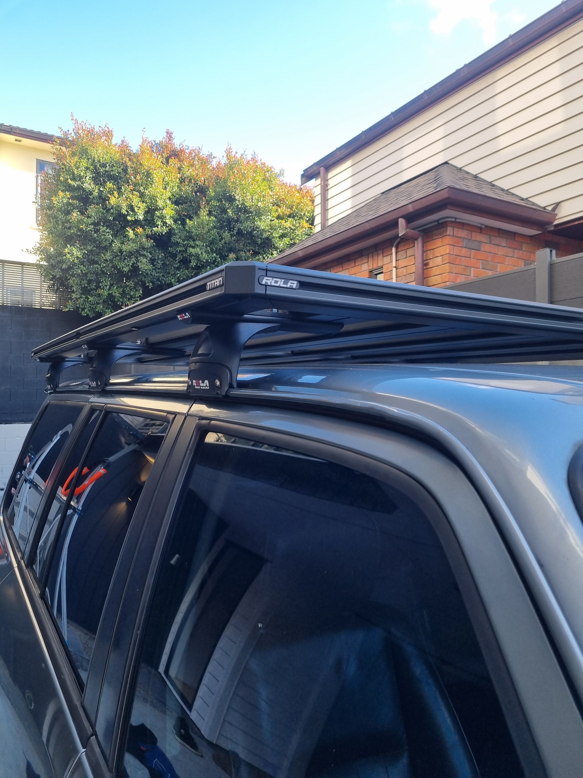 Nissan Patrol 2012 - 2016 Y61 Low Gutter Mount and 2000x1400 Titan Tra ...